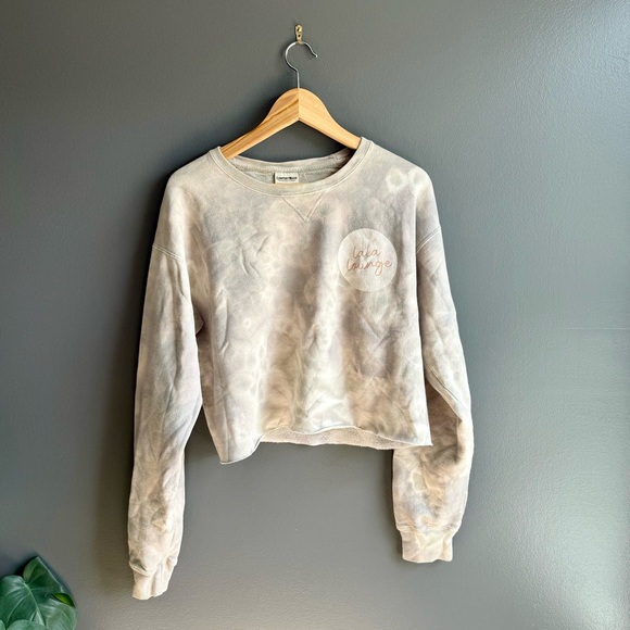 Tops - Lala Lounge Subtle Tie Dye Cropped Crew Neck Sweatshirt - Light purple/Pink M